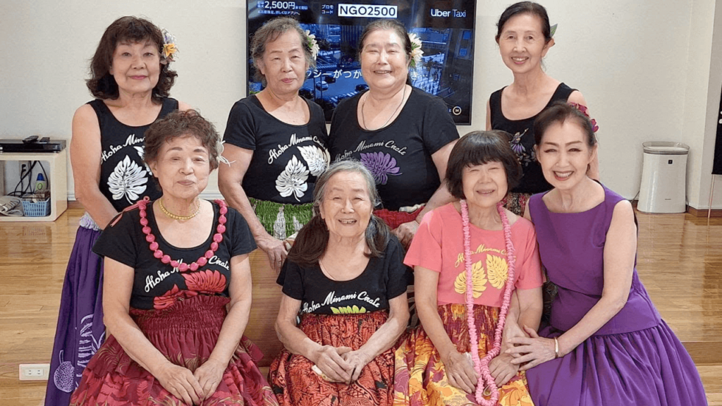 牡丹の会　フラダンス　クラス