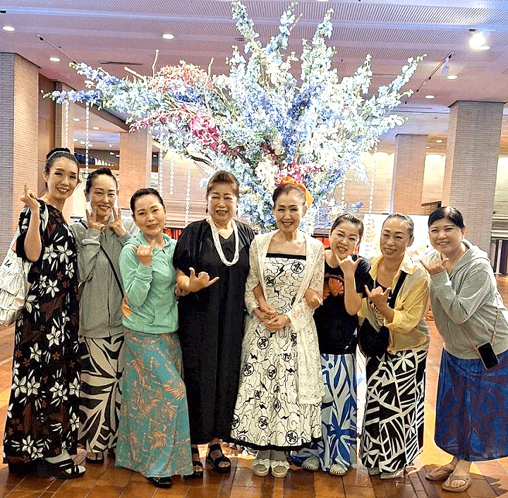 名古屋観光ホテル お祝い フラ アロハ南サークル