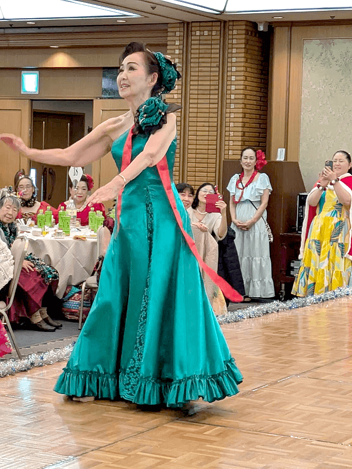 アロハ南サークル　クリスマスパーティー　名鉄グランドホテル　2025年12月